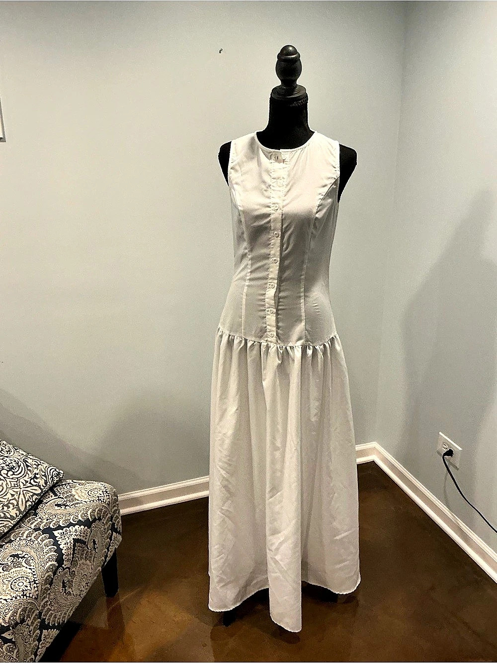Sleeveless Maxi Dress in White Like New